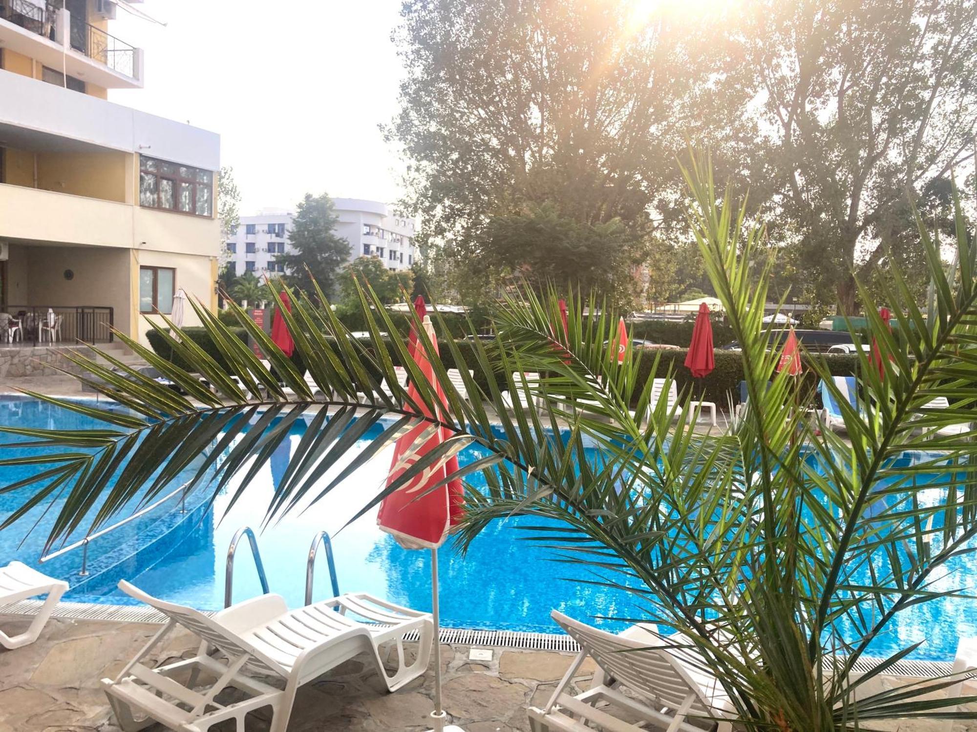 Апартаменти Блу Самър 1 & 2 & 3 Sunny Beach Exterior photo
